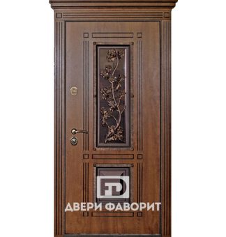 стальная дверь в коттедж со стеклом и ковкой в виде дубовой ветки