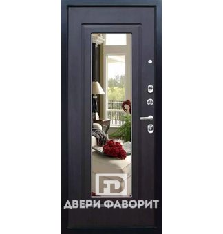 Дверь входная с зеркалом внутри